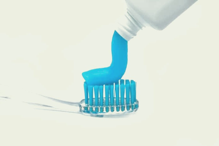 محل نگهداری مسواک