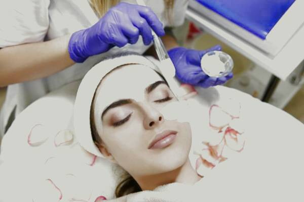 سفید شدن پوست بدن