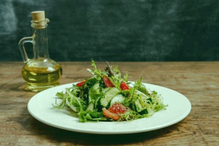 سالاد روغنی 