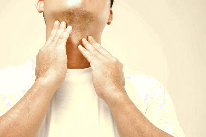 علائم تیروئید