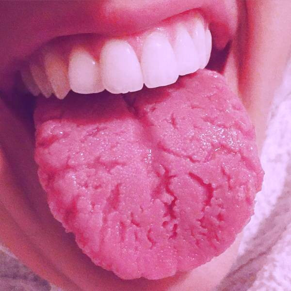 زبان با شیار عمیق