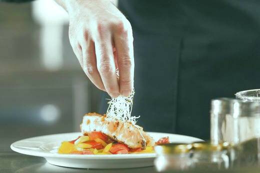 سفارش غذای سالم در رستوران