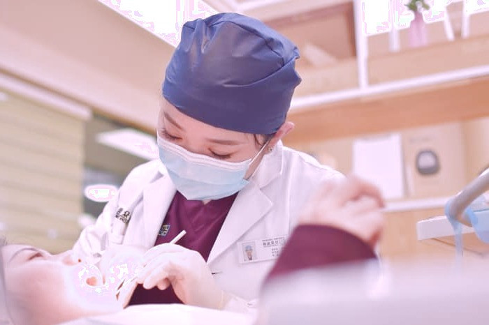 کی دندان عقل را بکشیم؟