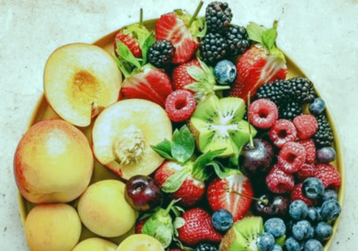 میوه ها به بدن انرژی می دهند 