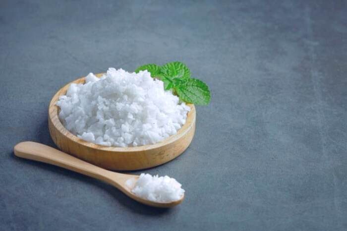 ترکیب نمک و جوش شیرین