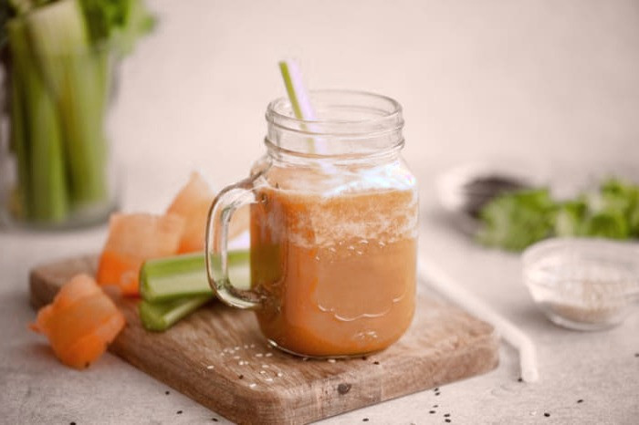 خواص بی نظیر آب هویج