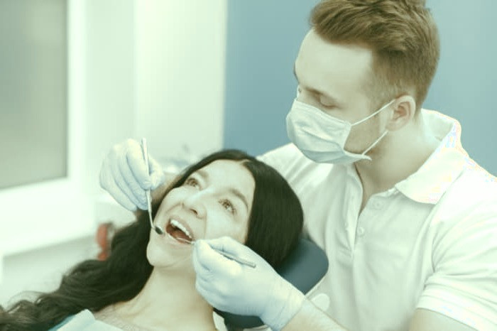 عیب روکش دندان