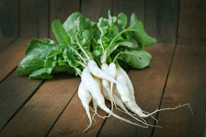 درمان مشکلات تیروئیدی با ترب سفید