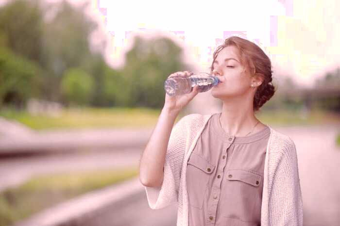 نوشیدن زیاد مایعات