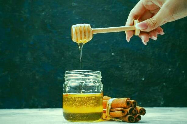 استفاده از عسل برای درمان آسم  عسل