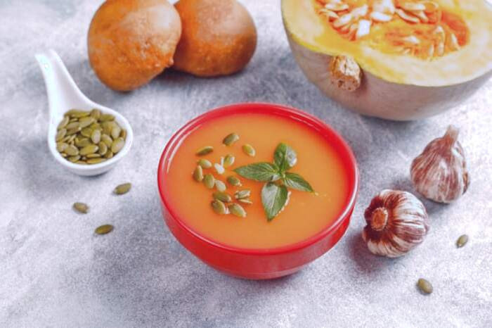 طرز تهیه سوپ کدو حلوایی برای سرماخوردگی سوپ کدو حلوایی