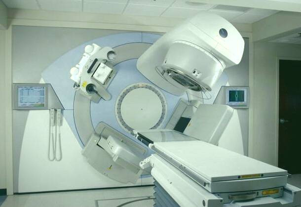 علت به وجود آمدن تومور مغزی عوارض پرتو درمانی مغز