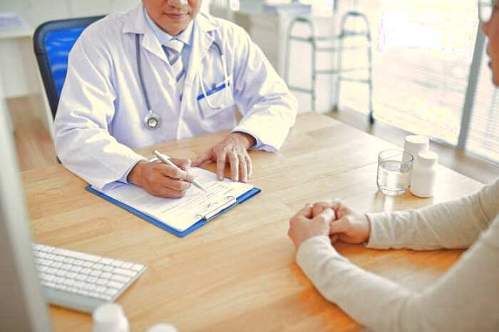 مراجعه به پزشک