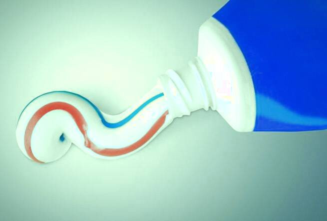 خمیر دندان و زخم