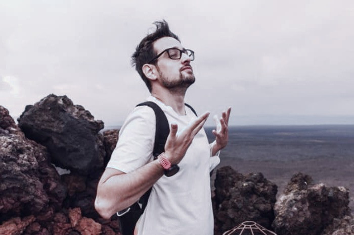 نفس عمیق کشیدن