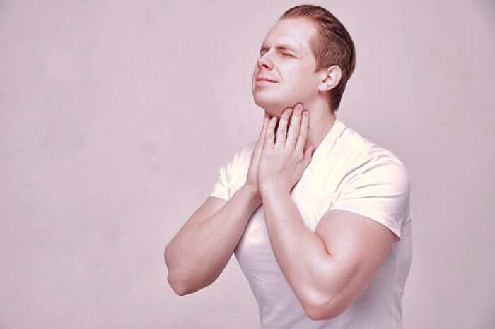 علائم تیروئید سمی