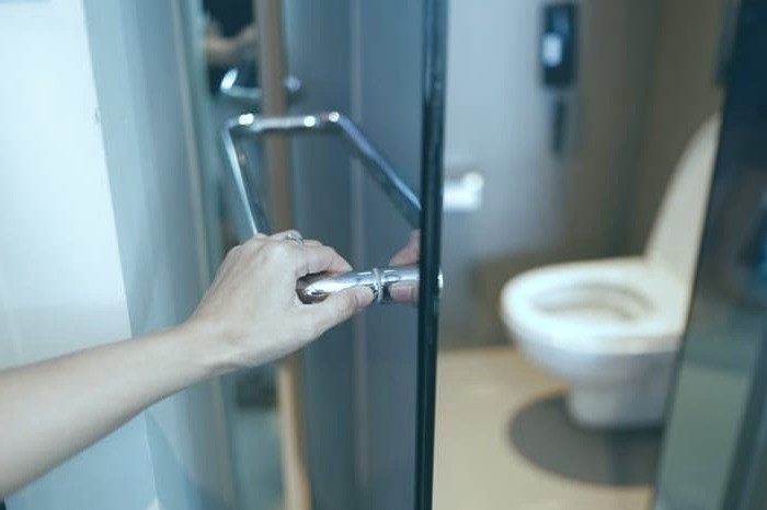 دستشویی رفتن