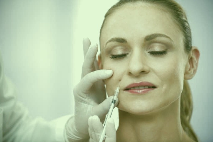 بوتاکس از چه ساخته شده؟ بوتاکس چیست؟