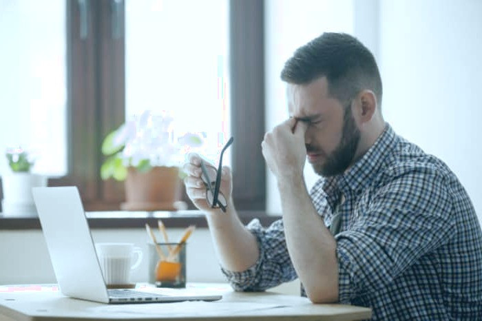تمرین های پشت میز نشینی 