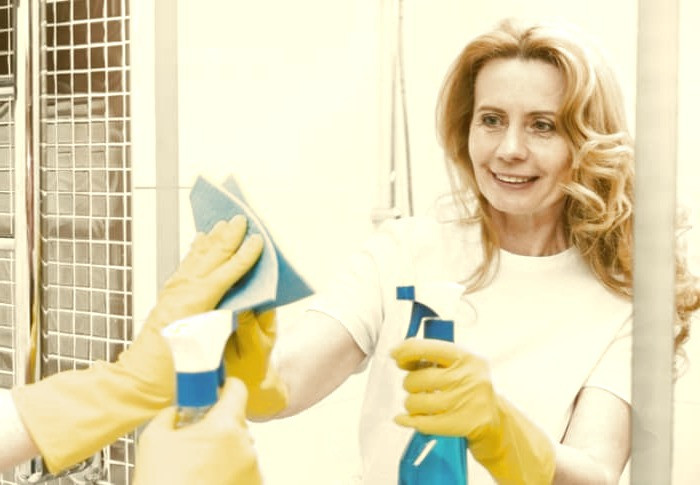 تمیز کردن آینه