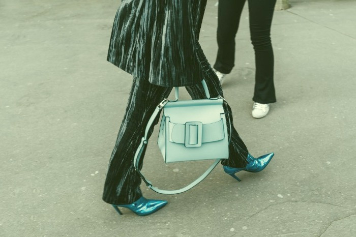 کفش نامناسب 