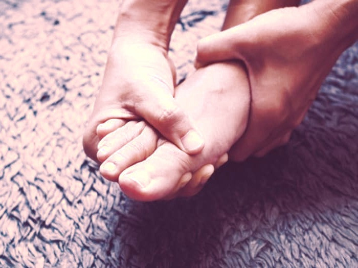حرکات ورزش برای درد پاشنه پا علت درد پاشنه