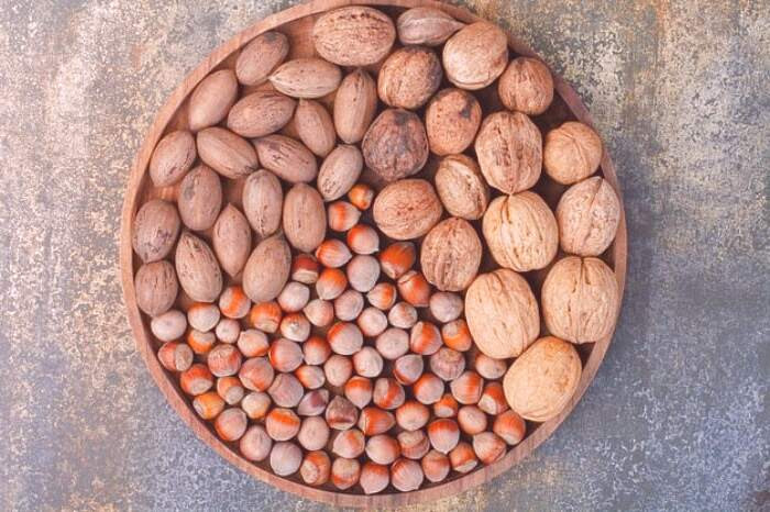 مغزها و آجیل ها