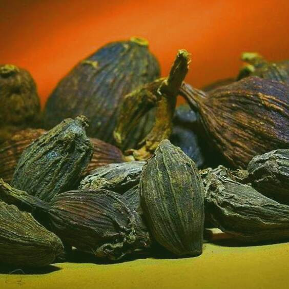 عوارض هلیله سیاه