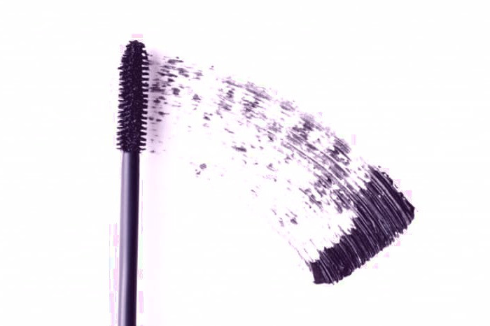 حساسیت چشم به ریمل