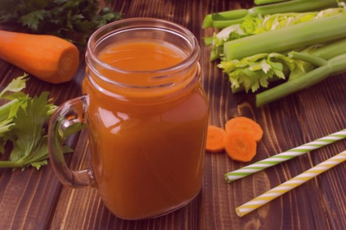 نوشیدنی کرفس و هویج 