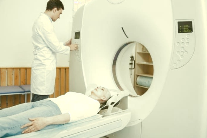 اتفاقات در هنگام اسکن ریه حین اسکن ریه