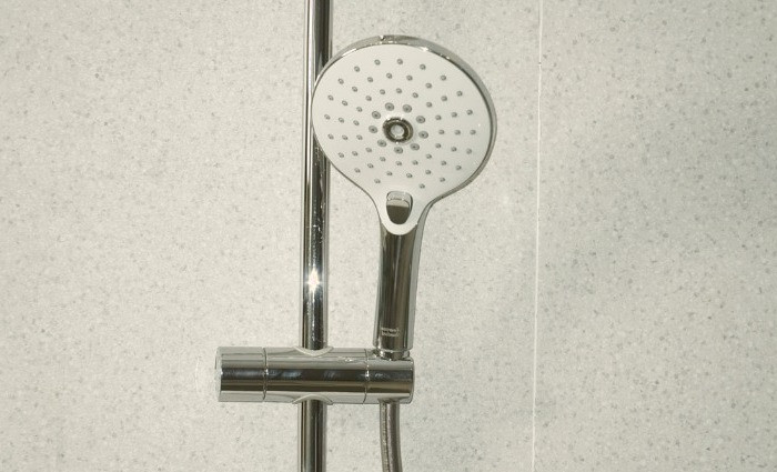 دوش گرفتن بیش از حد