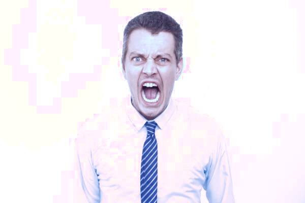 عدم تقارن فک