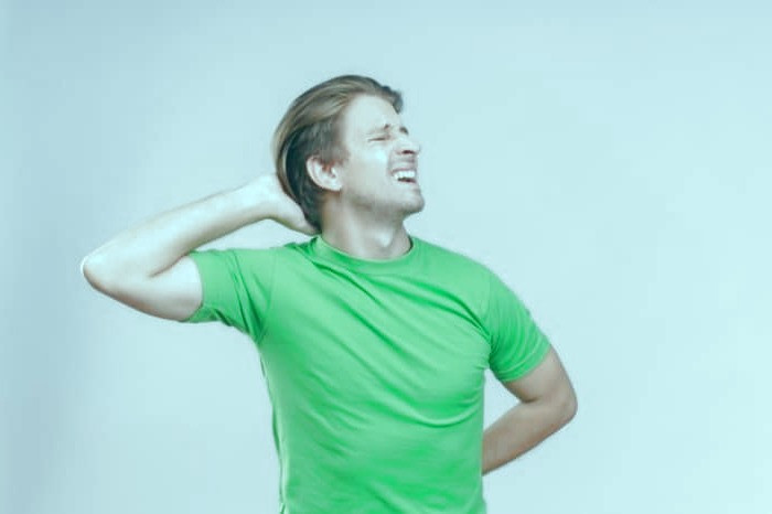 علل و علائم اسپوندیلوز گردن 