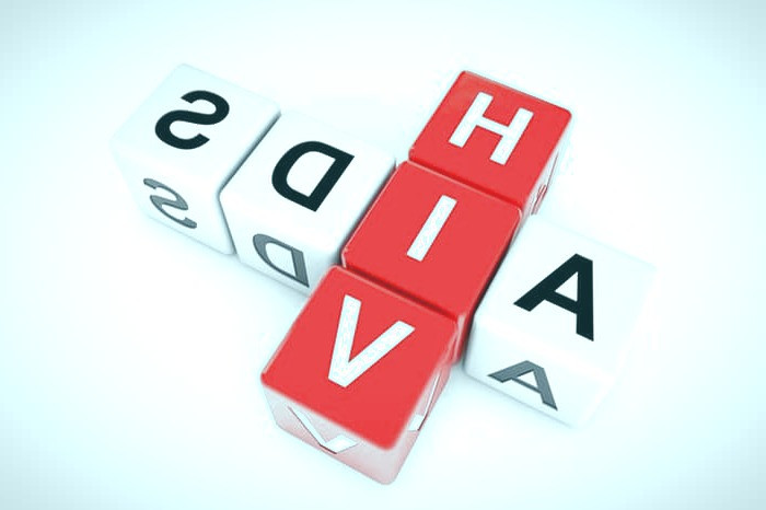 نشانه های دهانی ایدز