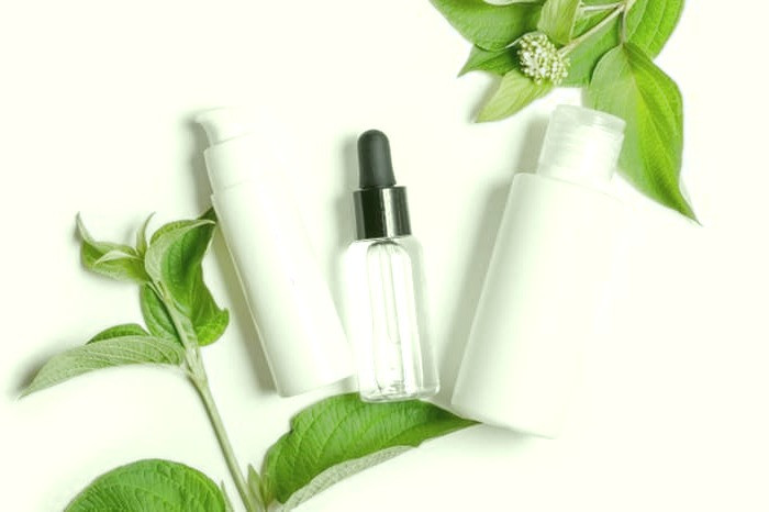 روتین پوست در مسافرت شامپو