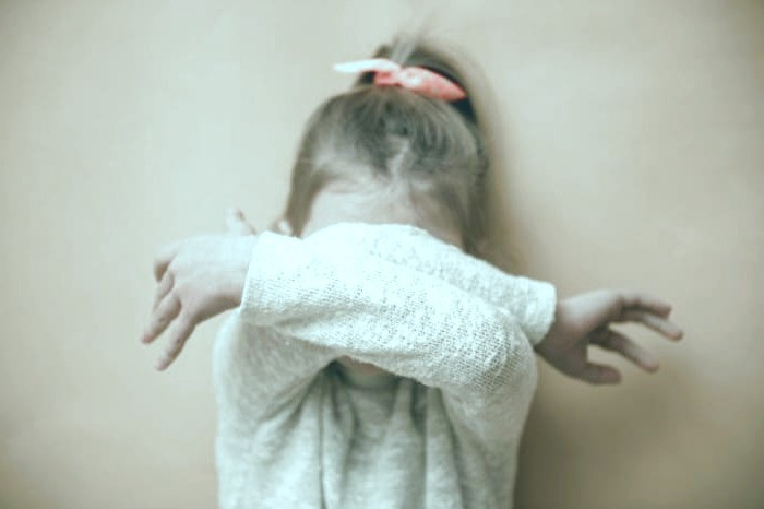 مشکلات بیماری تریکوتیلومانیا خجالت و افسردگی