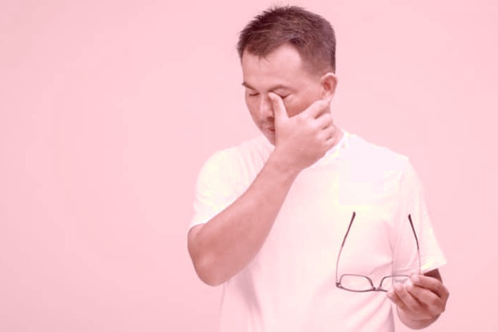 راه های درمان سوزش چشم دلایل سوزش چشم