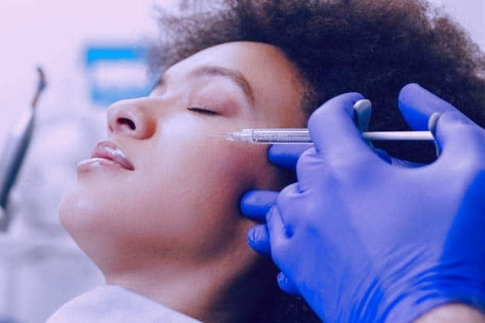 فایده هیالورونیک اسید برای پوست هیالورونیک اسید