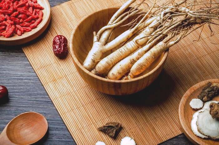 عوارض و مضرات جینسینگ برای زنان عوارض جانبی جینسینگ