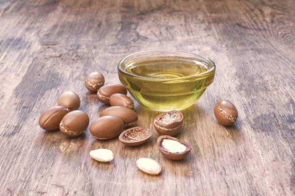 روغن آرگان برای داشتن موهای نرم و براق روغن آرگان