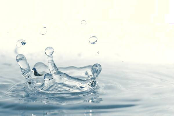 علائم تجمع اب در بدن آب بدن