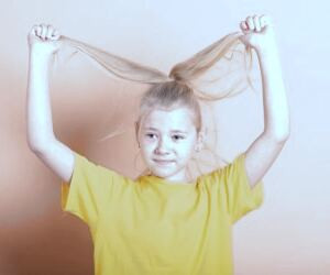 عوامل مؤثر در اختلال کندن مو در کودکان و بزرگسالان + راه‌های درمان