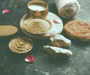 مزایای زیبایی و درمانی مولتانی میتی + ماسک