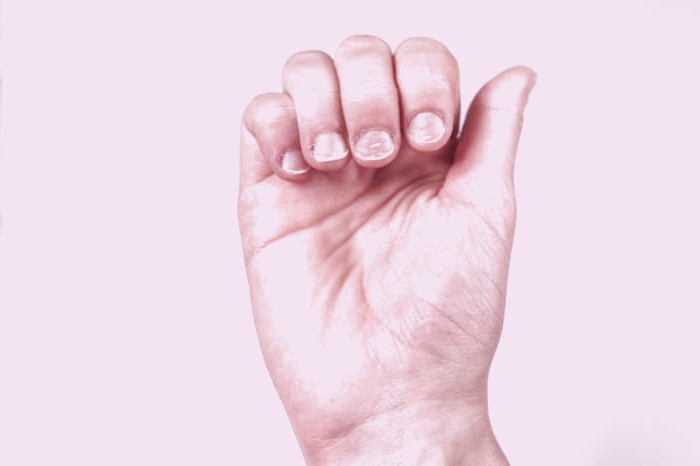 رشد ناخن ها