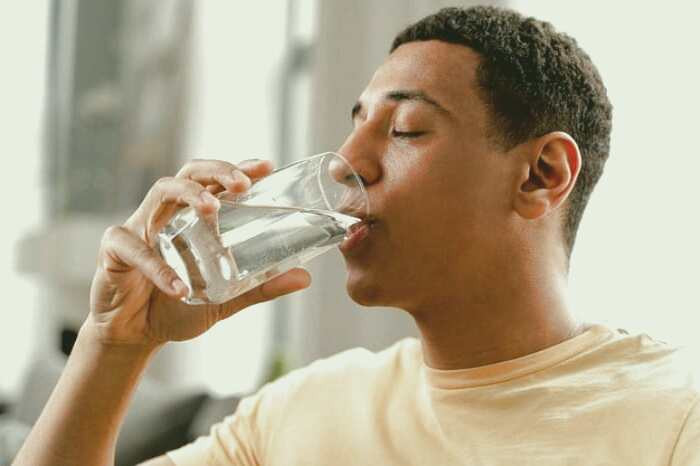 آب برای سنگ کلیه