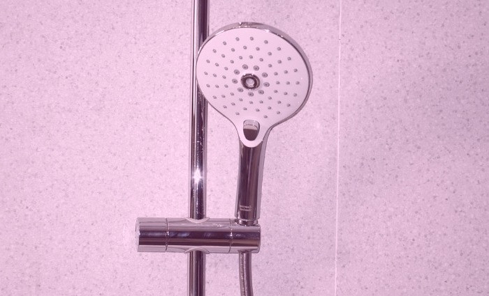 دوش گرفتن بیش از حد