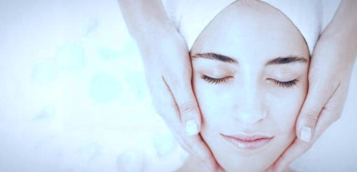 گلاب برای پوست