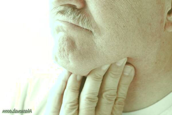 علائم سرطان مری 