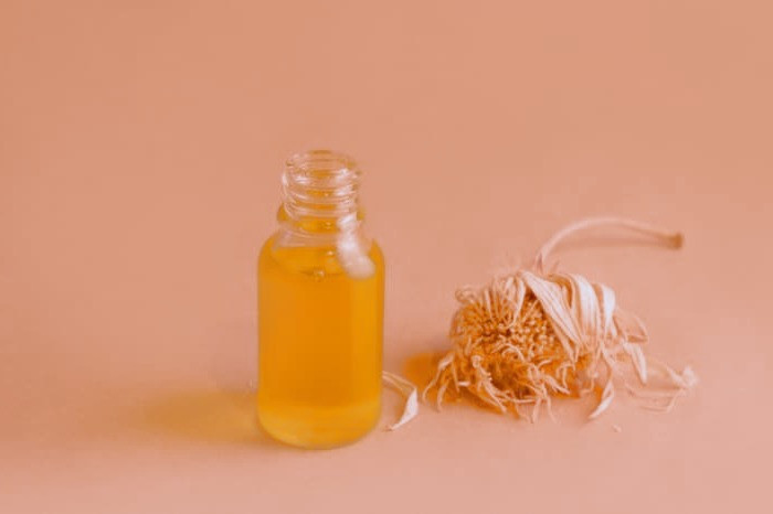 خواص و فواید روغن جوجوبا 